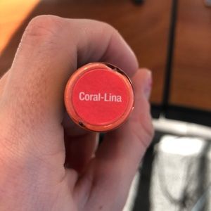 Coral-Lina lipsense